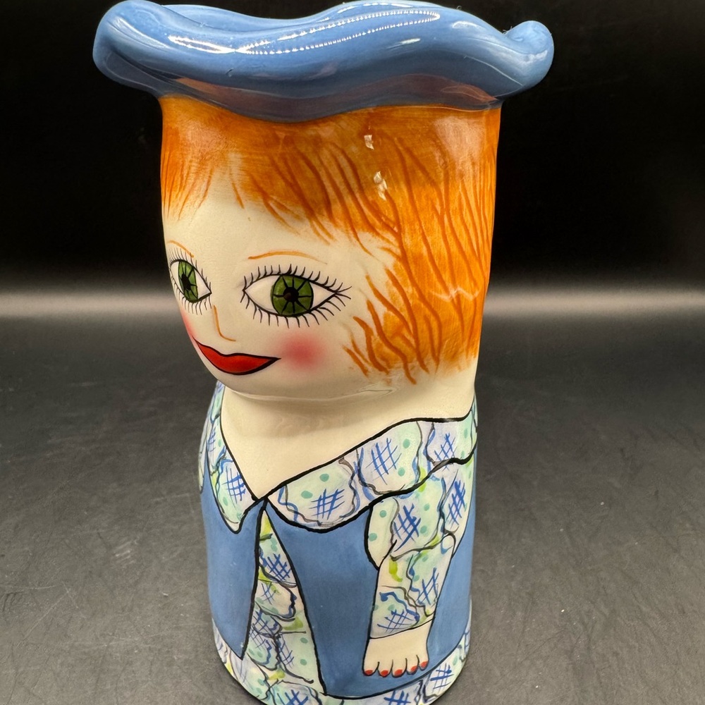 Susan Paley Vase by Ganz Bella Casa "Meg” Ceramic Lady Vase 5.5" Tall - Picture 7 of 10